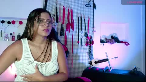 Snapshot of meggan_greey chatting on January 19, 2025, 9:23 pm Your best slave  online show from January 19, 2025, 9:23 pm