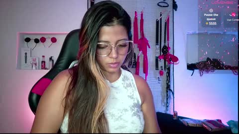 Snapshot of meggan_greey chatting on January 29, 2025, 8:25 pm Your best slave  online show from January 29, 2025, 8:25 pm