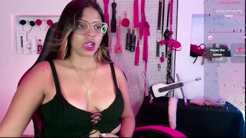 Snapshot of meggan_greey chatting on February 3, 2025, 9:39 pm Your best slave  online show from February 3, 2025, 9:39 pm
