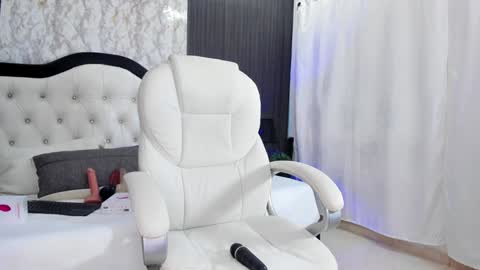 Snapshot of meghan_falcon chatting on January 20, 2025, 4:34 pm Meghan  online show from January 20, 2025, 4:34 pm