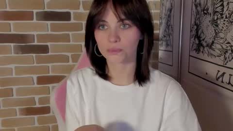 Snapshot of mekepo chatting on October 26, 2025, 3:51 pm Katie Payne online show from October 26, 2025, 3:51 pm