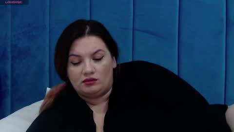 Snapshot of melanniebrown chatting on December 15, 2024, 7:42 pm melanniebrown online show from December 15, 2024, 7:42 pm