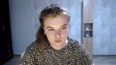 Melina online show from September 20, 2025, 3:13 pm