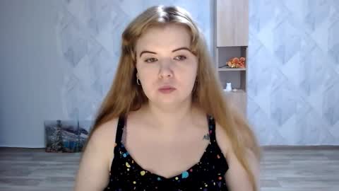 Melina online show from October 21, 2025, 8:59 am