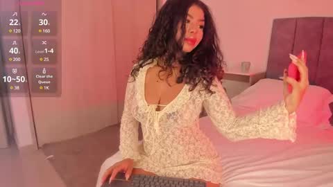 Snapshot of melina_ferrer1 chatting on February 3, 2025, 4:31 pm EI online show from February 3, 2025, 4:31 pm