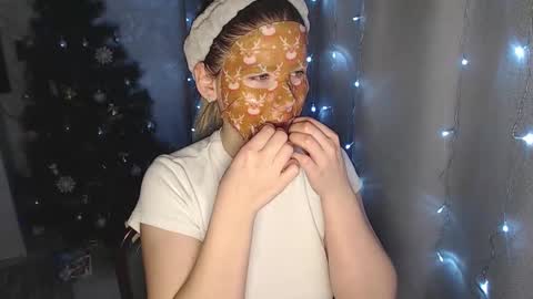 Snapshot of melissa__ray chatting on December 29, 2024, 7:32 pm Melissa Ray online show from December 29, 2024, 7:32 pm