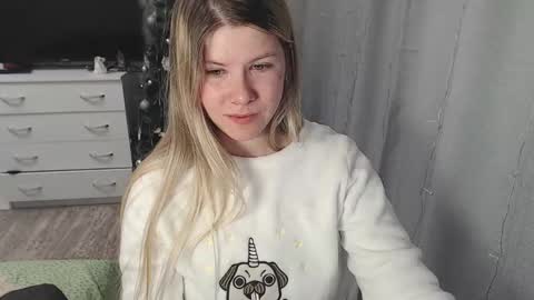 Snapshot of melissa__ray chatting on January 24, 2025, 8:22 pm Melissa Ray online show from January 24, 2025, 8:22 pm