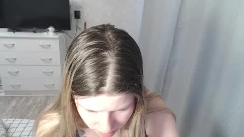 Snapshot of melissa__ray chatting on February 28, 2025, 2:53 am Melissa Ray online show from February 28, 2025, 2:53 am