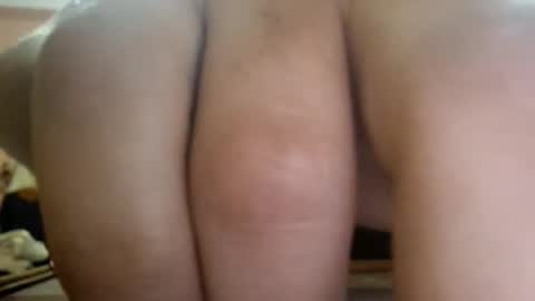 Snapshot of mellal200516 chatting on November 13, 2025, 6:12 am mellal200516 online show from November 13, 2025, 6:12 am