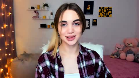 Tessa online show from December 23, 2024, 12:25 am