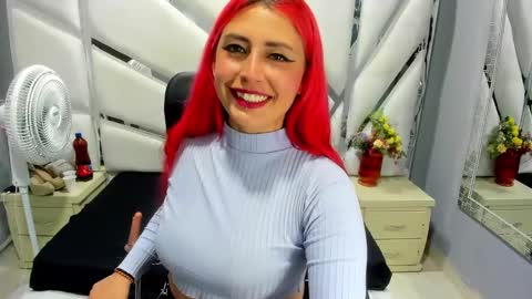 Snapshot of melody_klum chatting on December 17, 2024, 3:06 am Melody online show from December 17, 2024, 3:06 am