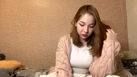 Snapshot of merciachristley chatting on October 17, 2025, 7:55 am Milana Stone online show from October 17, 2025, 7:55 am