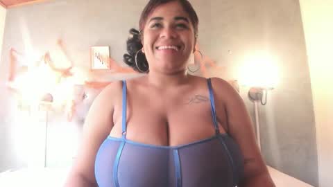 Snapshot of meridalane chatting on October 18, 2025, 1:45 pm meridalane online show from October 18, 2025, 1:45 pm