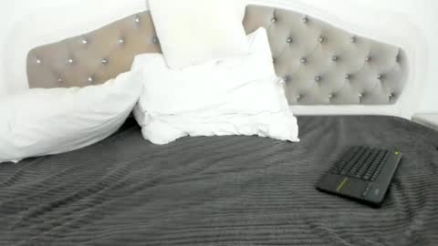 Snapshot of meryamvip1 chatting on September 12, 2025, 6:02 am Mary online show from September 12, 2025, 6:02 am