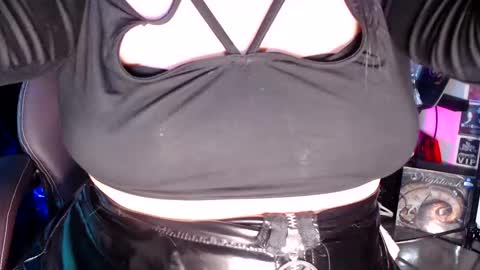 MetalPocahotass online show from January 31, 2025, 6:46 am