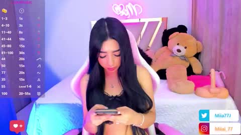 Snapshot of mia77_ chatting on September 21, 2025, 4:14 am Mia online show from September 21, 2025, 4:14 am