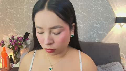 Snapshot of mia_roux13 chatting on February 24, 2025, 6:47 pm Mia Roux online show from February 24, 2025, 6:47 pm