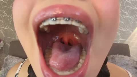 Snapshot of mia_roux13 chatting on February 28, 2025, 7:03 pm Mia Roux online show from February 28, 2025, 7:03 pm