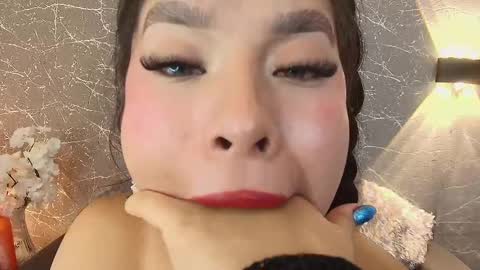 Snapshot of mia_roux13 chatting on March 8, 2025, 1:06 am Mia Roux online show from March 8, 2025, 1:06 am