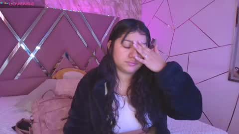 Snapshot of miaa_smiith1 chatting on December 19, 2024, 11:29 am miaa_smiith1 online show from December 19, 2024, 11:29 am