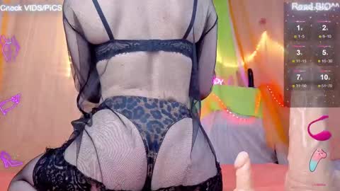 Snapshot of miakitana chatting on February 27, 2025, 2:10 am Mia online show from February 27, 2025, 2:10 am