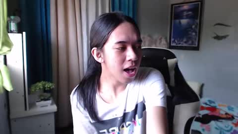 Snapshot of miatrixs chatting on December 22, 2024, 5:01 am Mia online show from December 22, 2024, 5:01 am