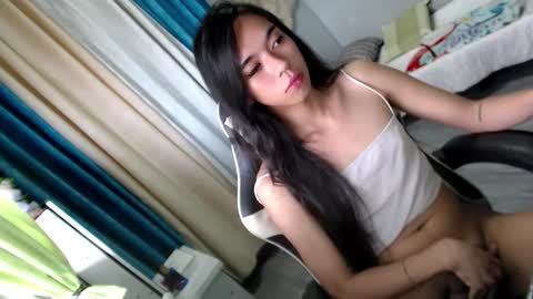 Snapshot of miatrixs chatting on January 2, 2025, 11:27 pm Mia online show from January 2, 2025, 11:27 pm