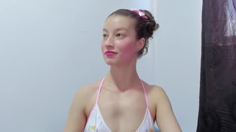 Snapshot of miavolkova_ chatting on September 23, 2025, 5:27 pm  Chloe  online show from September 23, 2025, 5:27 pm