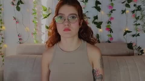 Snapshot of miawinxxx848 chatting on September 15, 2025, 9:26 pm Mia Winx  online show from September 15, 2025, 9:26 pm