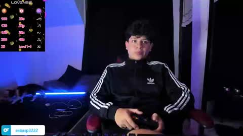 Snapshot of michael_kendall0 chatting on December 31, 2024, 12:11 am michael independent model  online show from December 31, 2024, 12:11 am