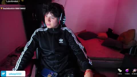 Snapshot of michael_kendall0 chatting on March 8, 2025, 1:50 am michael independent model  online show from March 8, 2025, 1:50 am