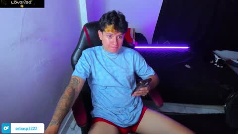 Snapshot of michael_kendall0 chatting on October 9, 2025, 1:36 am michael independent model  online show from October 9, 2025, 1:36 am