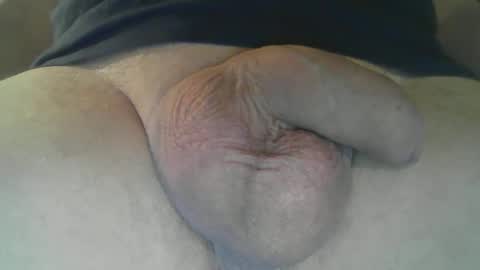 Snapshot of michaels_cock chatting on February 27, 2025, 11:37 pm Michael online show from February 27, 2025, 11:37 pm