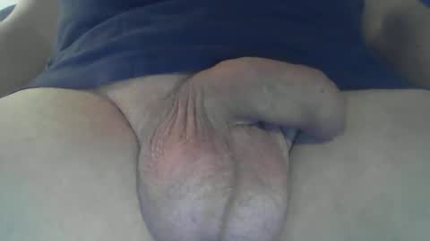 Snapshot of michaels_cock chatting on October 22, 2025, 1:50 am Michael online show from October 22, 2025, 1:50 am