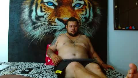 Snapshot of michell_myers chatting on January 17, 2025, 8:33 pm michell_myers online show from January 17, 2025, 8:33 pm