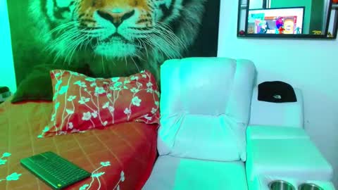 Snapshot of michell_myers chatting on February 2, 2025, 12:30 am michell_myers online show from February 2, 2025, 12:30 am