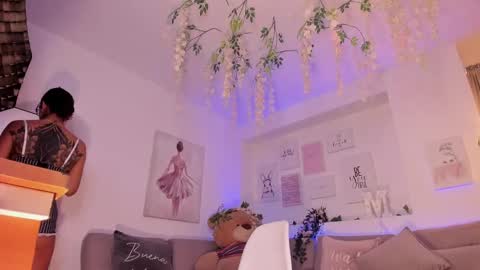 Snapshot of michelle_se chatting on January 12, 2025, 12:28 am Michelle online show from January 12, 2025, 12:28 am