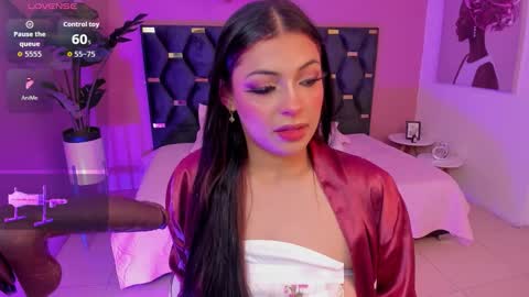 Snapshot of micki__ chatting on October 20, 2025, 12:16 pm Micki online show from October 20, 2025, 12:16 pm