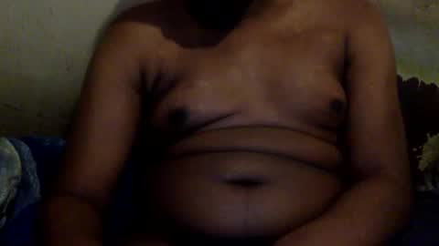 Snapshot of mickkzzx chatting on December 19, 2024, 5:08 pm mickkzzx online show from December 19, 2024, 5:08 pm