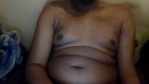 Snapshot of mickkzzx chatting on December 29, 2024, 4:05 am mickkzzx online show from December 29, 2024, 4:05 am