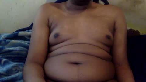 Snapshot of mickkzzx chatting on January 7, 2025, 2:51 pm mickkzzx online show from January 7, 2025, 2:51 pm