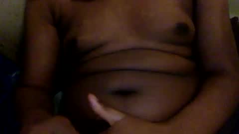 Snapshot of mickkzzx chatting on February 13, 2025, 10:33 pm mickkzzx online show from February 13, 2025, 10:33 pm