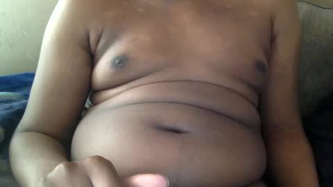 Snapshot of mickkzzx chatting on February 27, 2025, 2:32 pm mickkzzx online show from February 27, 2025, 2:32 pm