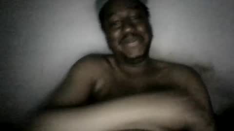 Snapshot of mickkzzx chatting on March 9, 2025, 6:32 pm mickkzzx online show from March 9, 2025, 6:32 pm