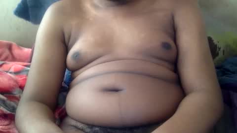 Snapshot of mickkzzx chatting on October 21, 2025, 2:40 pm mickkzzx online show from October 21, 2025, 2:40 pm