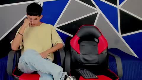 Snapshot of migueyalejo_sweetsex chatting on January 23, 2025, 2:44 am migueyalejo sweetsex online show from January 23, 2025, 2:44 am