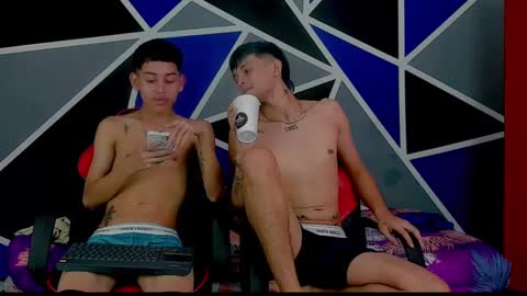 Snapshot of migueyalejo_sweetsex chatting on February 27, 2025, 4:31 am migueyalejo sweetsex online show from February 27, 2025, 4:31 am