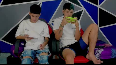 Snapshot of migueyalejo_sweetsex chatting on March 4, 2025, 2:06 am migueyalejo sweetsex online show from March 4, 2025, 2:06 am