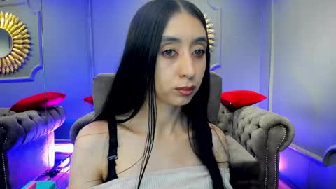 Snapshot of miilu__1 chatting on December 6, 2024, 3:19 am miilu  online show from December 6, 2024, 3:19 am