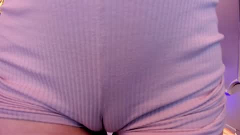 Snapshot of miilu__1 chatting on January 30, 2025, 9:36 am miilu  online show from January 30, 2025, 9:36 am